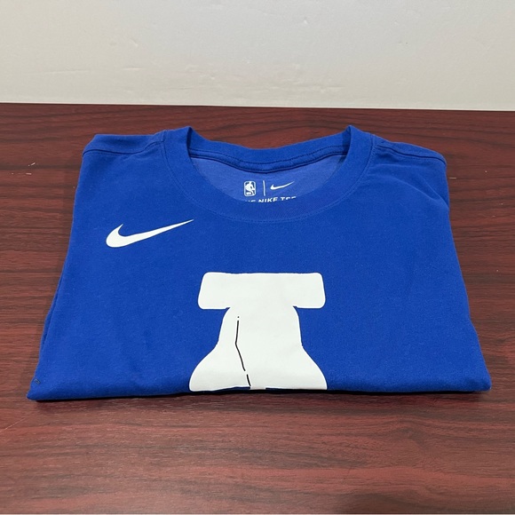 Nike, The Nike Tee, Philadelphia 76ers, Blue & White - Picture 1 of 9